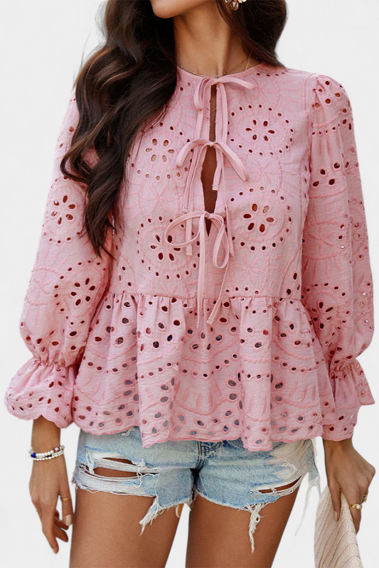 Lola | Top Bohemio de Encaje con Corte Fluido